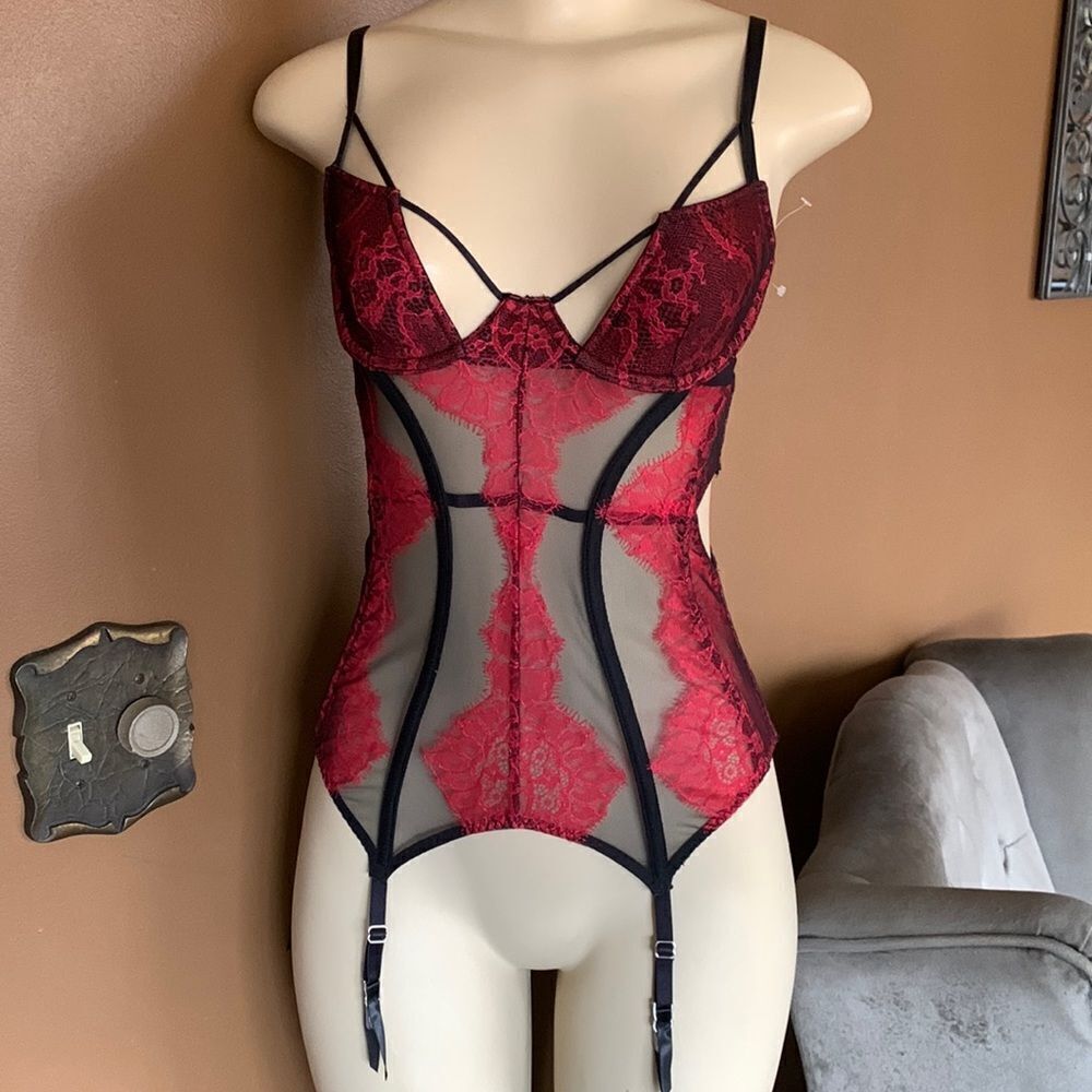 Victoria’s Secret Bra Babydoll Corset Lingerie Teddy Nightgown Intimates black